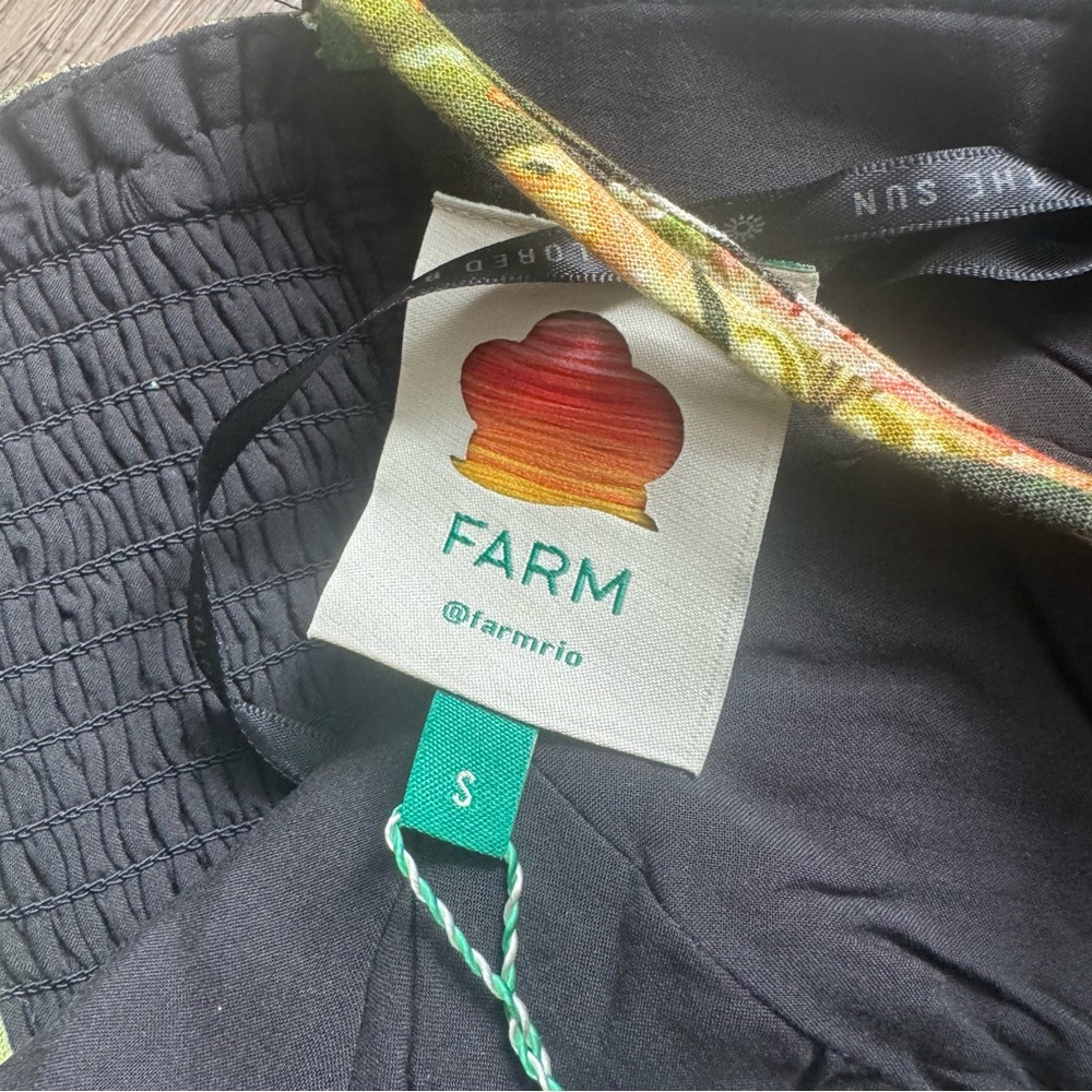 NWT Farm Rio Multicolor Botanical Forest Croptop - Picture 6 of 7